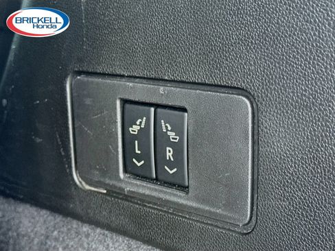 Used 2022 Cadillac XT6 Luxury FWD image 14