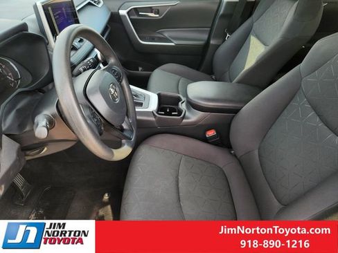 Used 2024 Toyota RAV4 XLE image 14