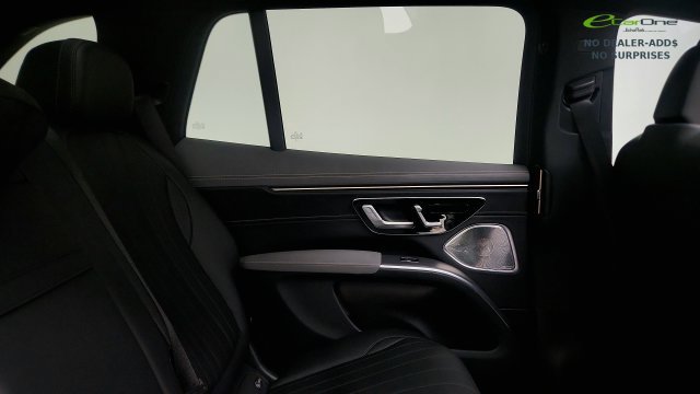 Used 2023 Mercedes-Benz EQS 580 4MATIC SUV image 39