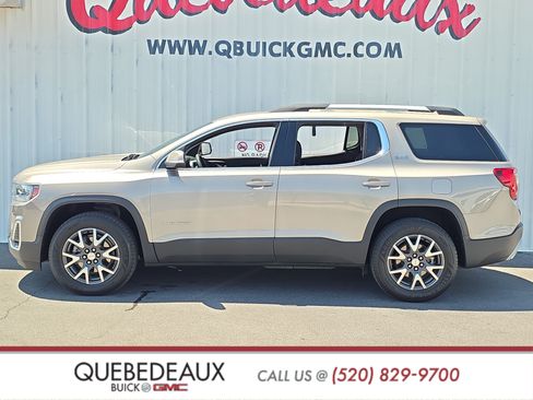 Used 2022 GMC Acadia SLE w/ Driver Convenience Package FWD image 4