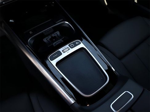 New 2026 Mercedes-Benz GLA 250 4MATIC image 39