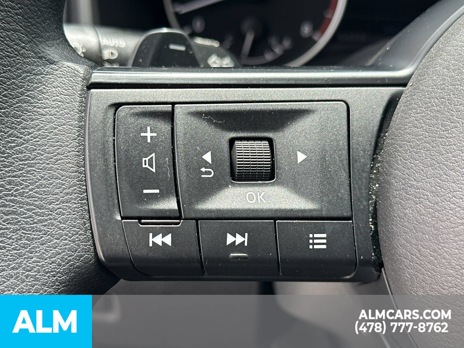 Used 2024 Nissan Rogue SV AWD/4WD image 30