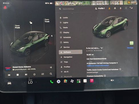 Used 2025 Tesla Model Y Long Range RWD image 6