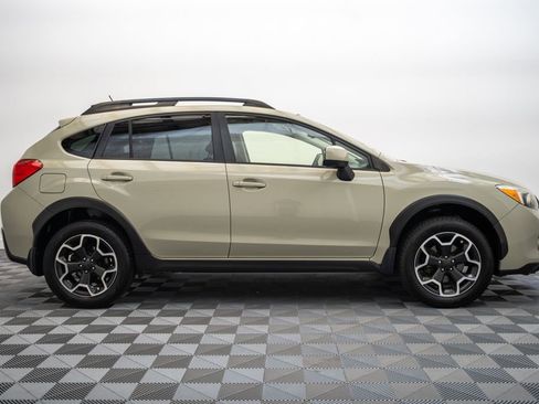 Used 2014 Subaru Crosstrek 2.0i Limited AWD/4WD image 4
