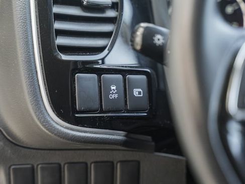 Used 2019 Mitsubishi Outlander SE AWD/4WD image 44