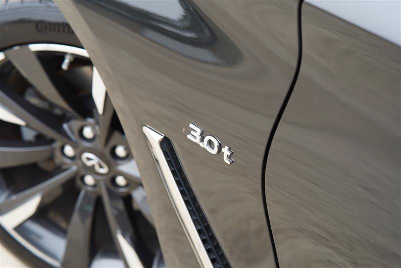 Used 2020 INFINITI Q60 3.0t Luxe w/ Essential Package AWD/4WD image 22