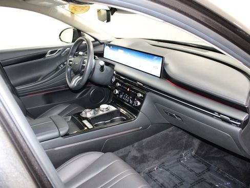 Used 2025 Genesis G80 2.5T AWD/4WD image 27