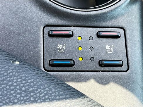 Used 2024 Toyota Camry XSE image 21