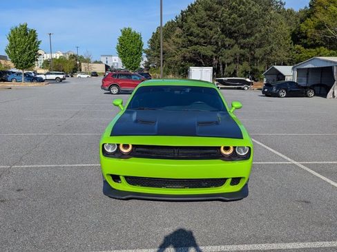 Used 2015 Dodge Challenger R/T Scat Pack image 2