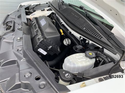 Used 2021 Chevrolet Express 2500 RWD image 15