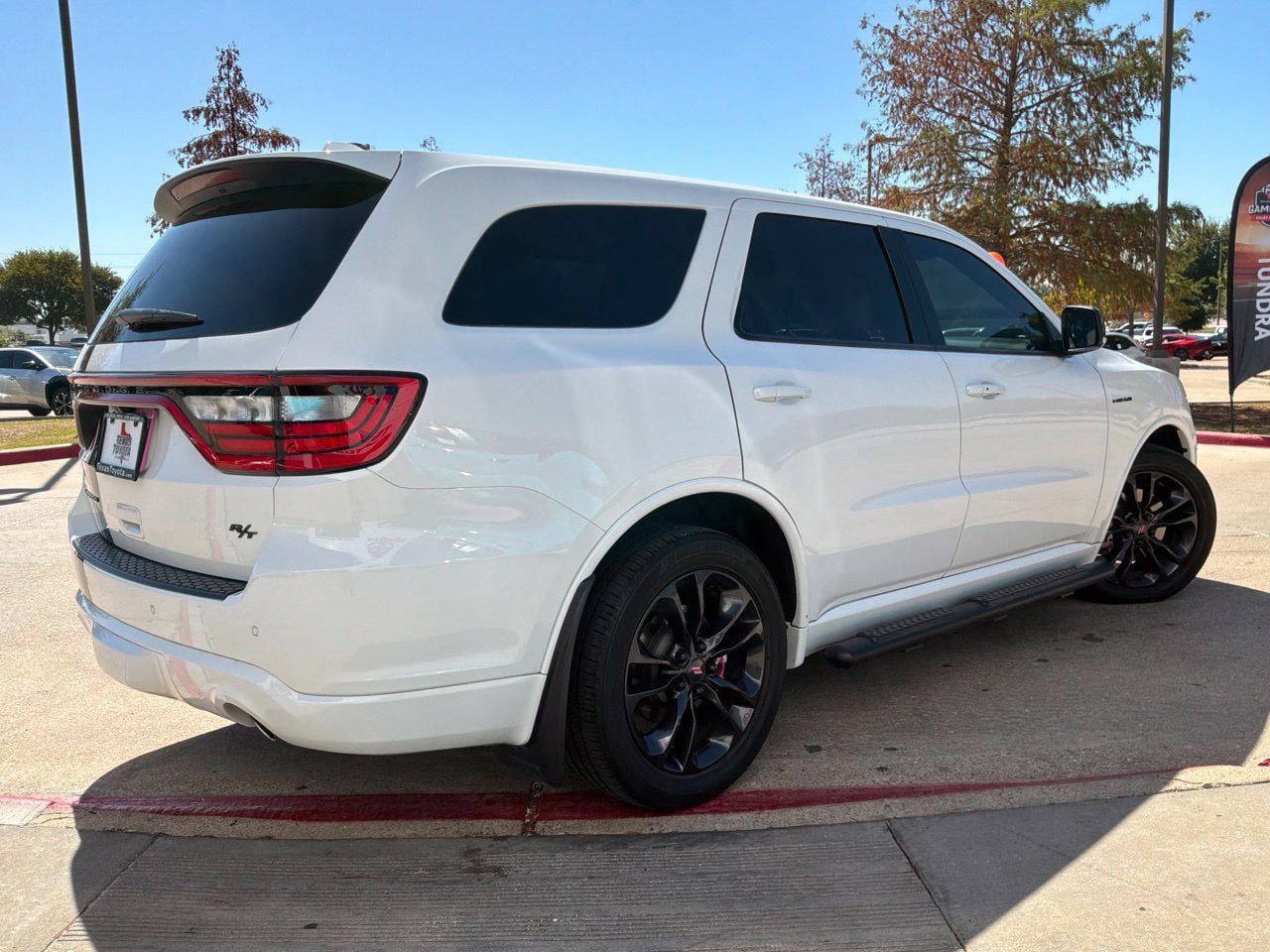 Used 2021 Dodge Durango R/T w/ Technology Group RWD image 6