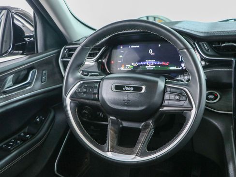 Used 2024 Jeep Grand Cherokee Limited 4xe AWD/4WD image 12