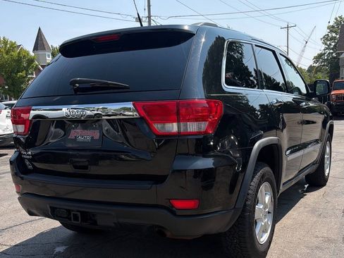 Used 2011 Jeep Grand Cherokee Laredo w/ Security & Convenience Group AWD/4WD image 13