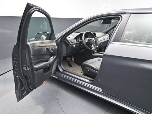 Used 2014 Mercedes-Benz E 350 Sedan image 7