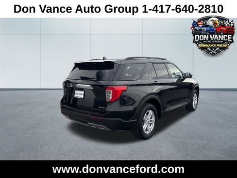 Used 2023 Ford Explorer XLT w/ Equipment Group 202A image 5