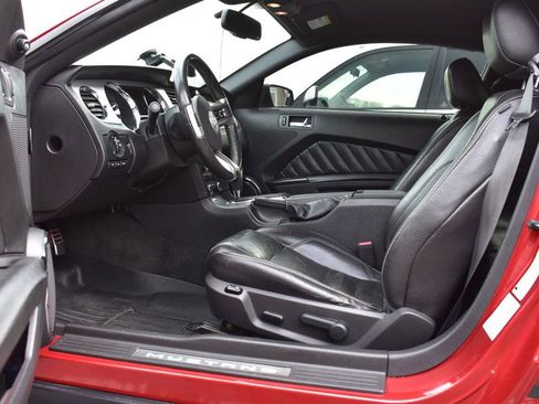 Used 2012 Ford Mustang Premium image 16