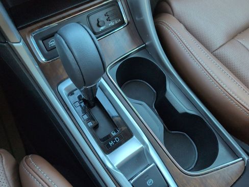 Certified 2022 Subaru Ascent Touring image 16