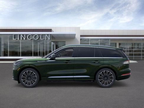 New 2026 Lincoln Aviator Black Label AWD/4WD image 3