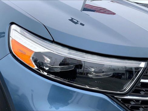 Used 2020 Ford Explorer XLT w/ Equipment Group 202A image 25