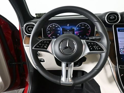 Certified 2024 Mercedes-Benz GLC 300 4MATIC image 2