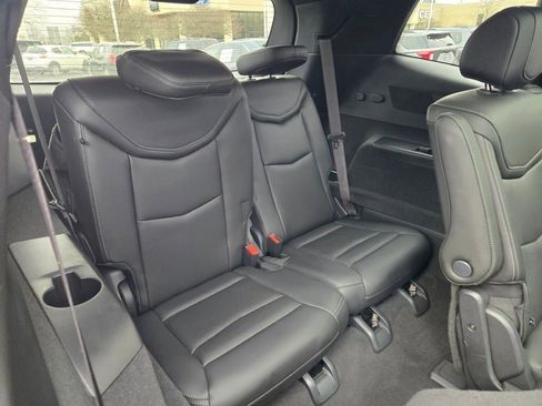 Used 2021 Cadillac XT6 Premium Luxury image 10