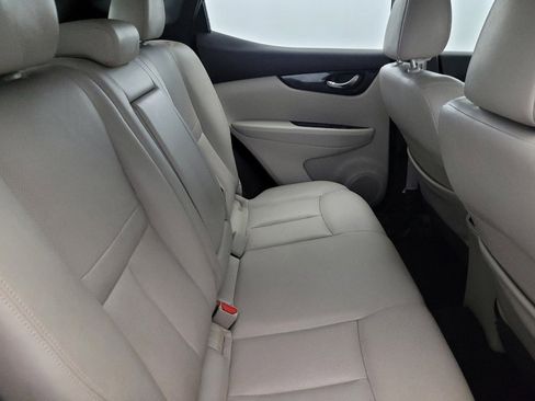 Used 2019 Nissan Rogue Sport SL image 19