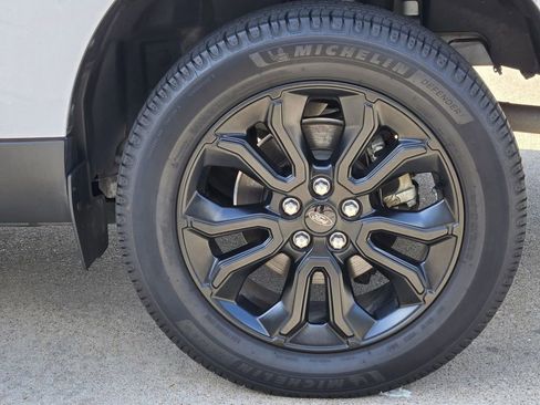Used 2023 Ford Maverick Lariat w/ Black Appearance Package FWD image 22