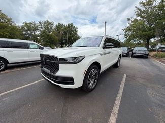 New 2025 Lincoln Navigator L Reserve video 2