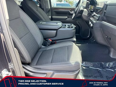 Certified 2025 GMC Sierra 1500 Elevation w/ LPO, Elevation Black Package RWD image 19