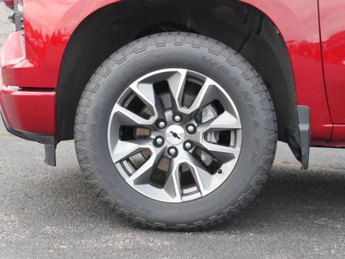 Certified 2025 Chevrolet Silverado 1500 RST w/ Convenience Package II AWD/4WD image 12