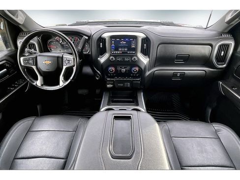 Used 2021 Chevrolet Silverado 3500 LTZ w/ LTZ Convenience Package image 8