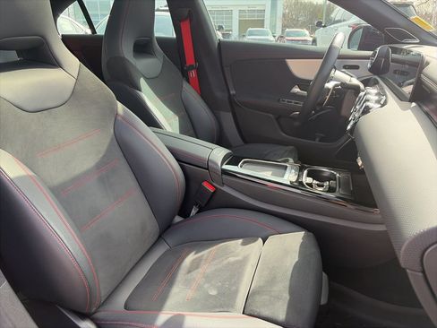 Used 2025 Mercedes-Benz CLA 35 AMG 4MATIC image 29