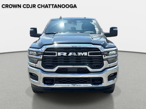 New 2025 RAM 2500 Big Horn AWD/4WD image 9