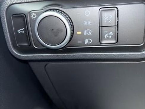 New 2026 Ford Explorer Active image 14