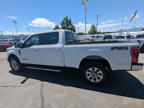 Used 2017 Ford F350 Lariat w/ Lariat Ultimate Package AWD/4WD image 9