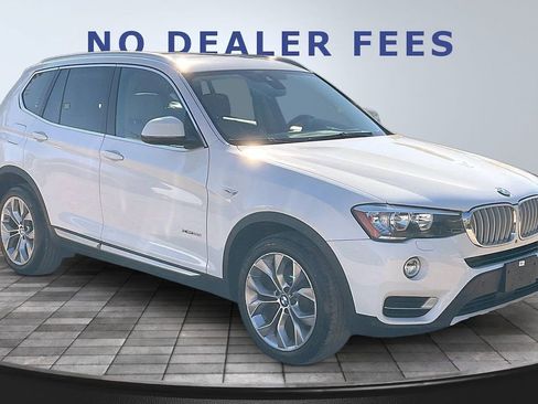 Used 2017 BMW X3 xDrive28i image 3