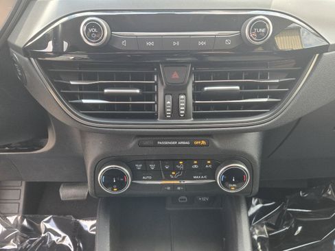 Used 2024 Ford Escape Active FWD image 17