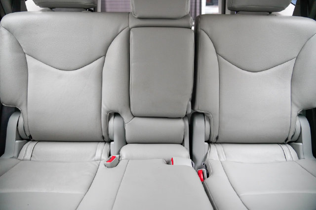 Used 2013 Toyota Prius V Three FWD image 17
