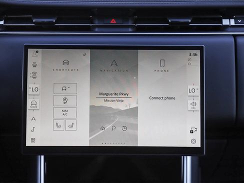 New 2026 Land Rover Range Rover Long Wheelbase SE image 14