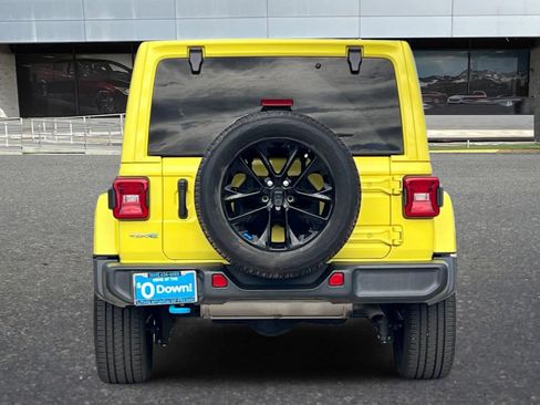 Used 2023 Jeep Wrangler Sahara w/ Cold Weather Group AWD/4WD image 8