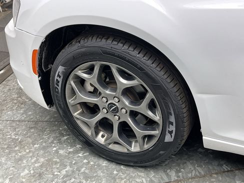 Used 2016 Chrysler 300 S w/ 300S Premium Group image 32