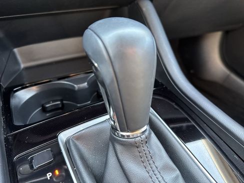 Used 2025 MAZDA MAZDA3 s image 20