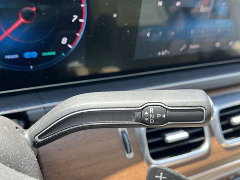 Certified 2020 Mercedes-Benz GLE 450 4MATIC image 26