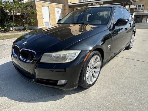 Used 2011 BMW 328i xDrive Sedan image 2
