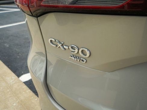 Used 2024 MAZDA CX-90 3.3 Turbo w/ Premium Package image 10