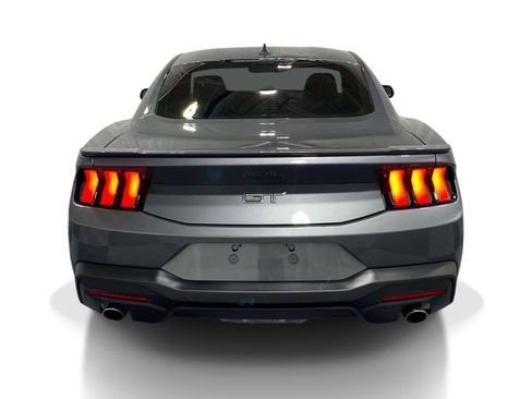 Used 2025 Ford Mustang GT Premium RWD image 3