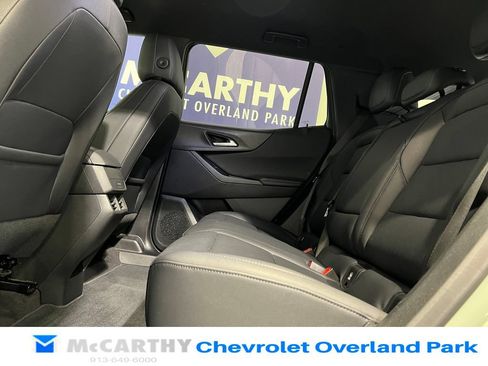 Used 2025 Chevrolet Equinox LT w/ Convenience Package II FWD image 23