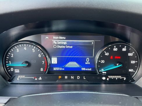 Used 2022 Ford Explorer Limited w/ Equipment Group 301A image 5