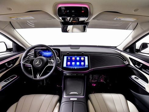 Certified 2025 Mercedes-Benz E 450 E 450 image 3