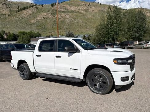 New 2026 RAM 1500 Express AWD/4WD image 7